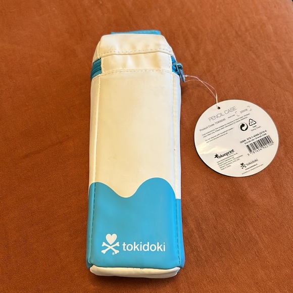 🆕 tokidoki Latte pencil/makeup case🥛 - Picture 3 of 5